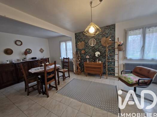 Maison à vendre 158 000 € 4 pièces 3 chambres 64 m² 337 m² de terrain La Rivière-de-Corps 10440