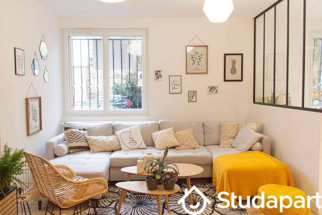 1 pièce 13 m² · à Laval · 13 m² · 485 €