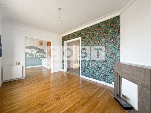 Appartement à vendre 345 000 € 3 pièces 2 chambres 57,8 m² Étage 2/3 Hauts d'Asnières-Métro Asnières-sur-Seine 92600