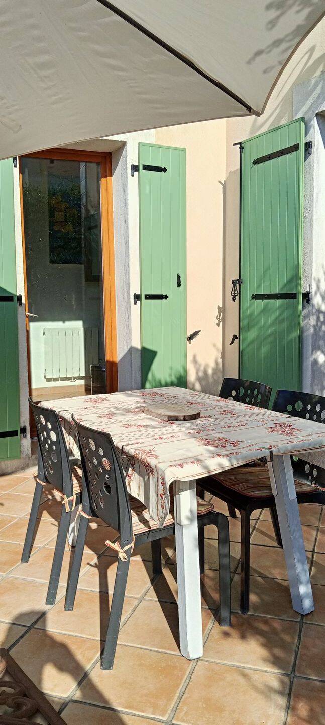 Appartement 2 pièces 42 m² · à Carnoux-en-Provence · 42 m² · 995 €