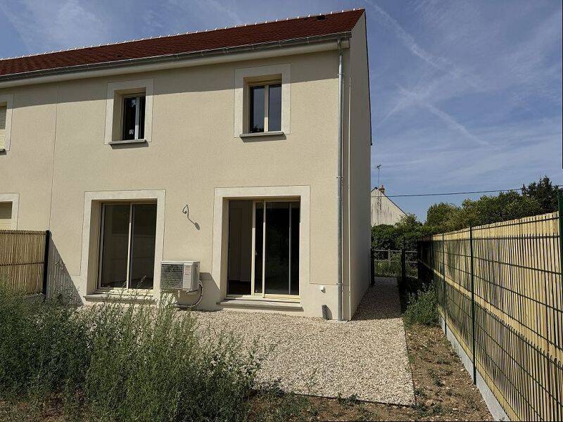 Maison 4 pièces 86 m² · à Anet · 86 m² · 1 250 €