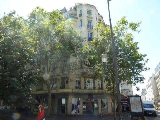 Appartement 4 pièces 99 m² · à Paris 11ème Arrondissement · 99 m² · 3 030 €