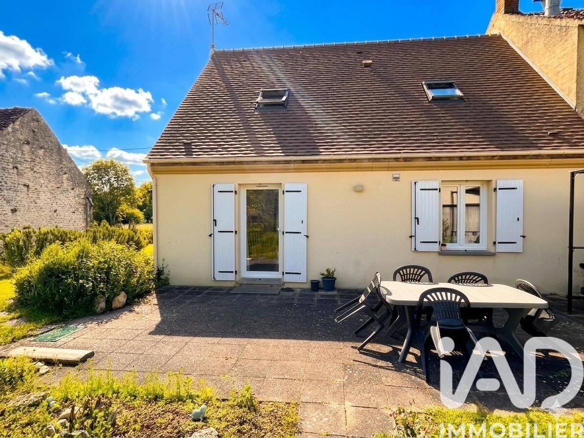 Maison 5 pièces 105 m² · à Puiseaux · 104,6 m² · 175 000 €