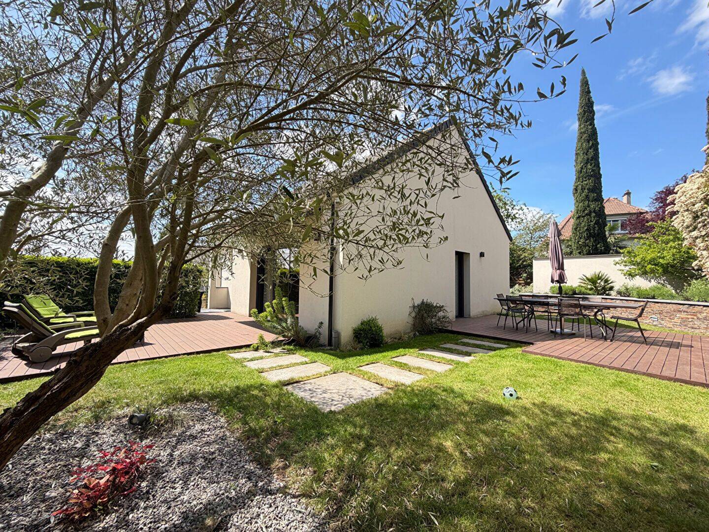 Maison 6 pièces 233 m² · à Triel-sur-Seine · 233 m² · 618 000 €