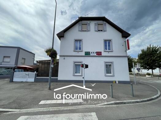Immeuble à vendre 450 000 € 280 m² Centre Est Illzach 68110