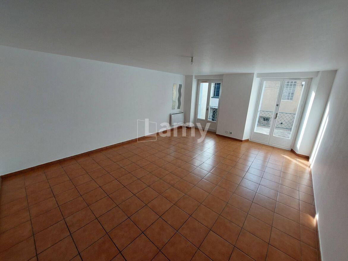Maison 4 pièces 100 m² · à Issoire · 100 m² · 600 €/mois