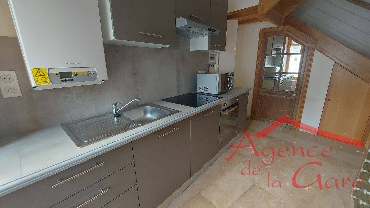 Maison 3 pièces 76 m² · à Sézanne · 76 m² · 570 €