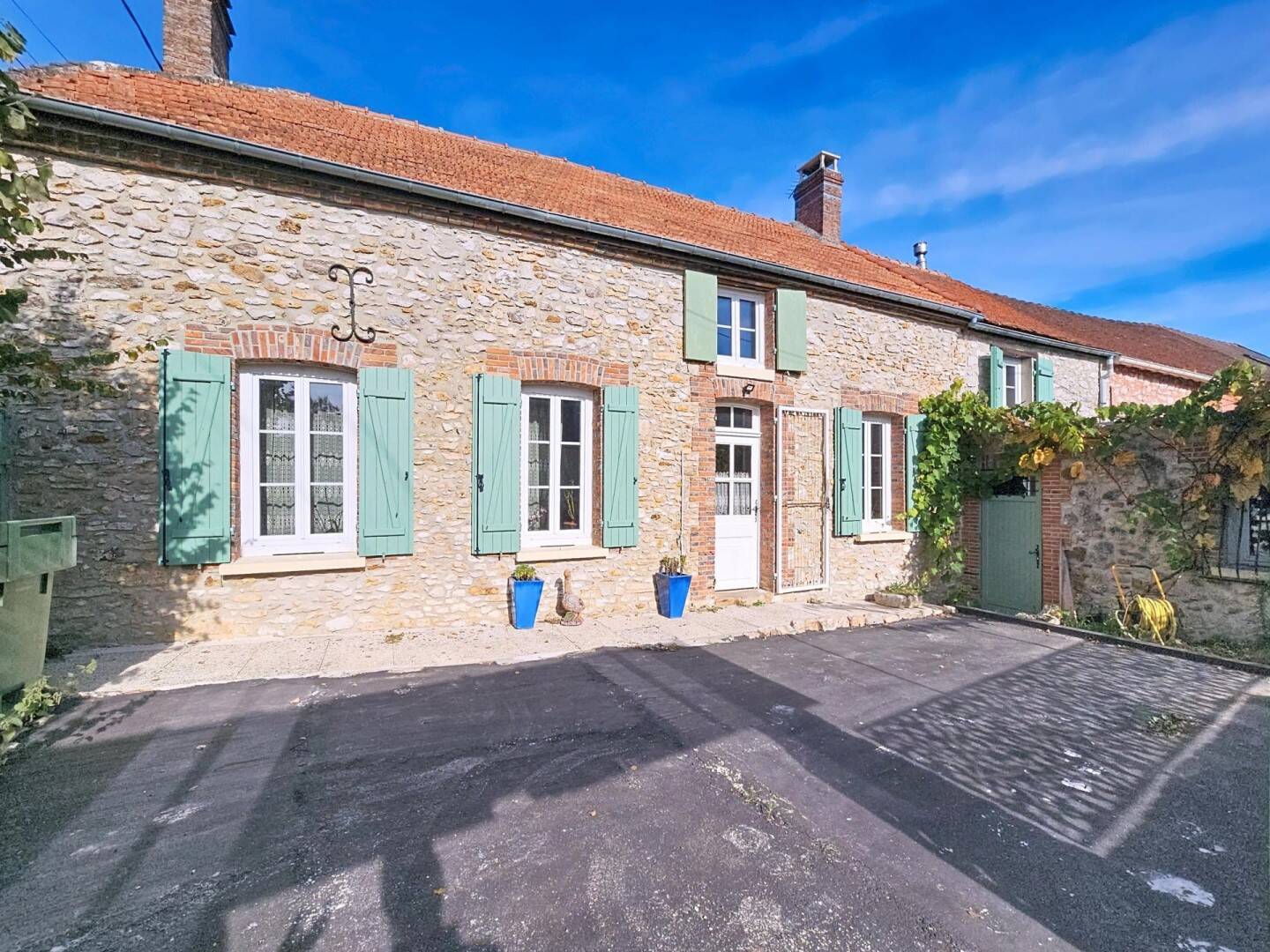 Maison 5 pièces 131 m² · à Esternay · 131 m² · 185 000 €