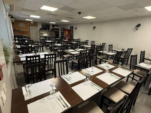 Boutique à vendre 368 500 € 1 pièce 300 m² de surface de vente Coignières 78310