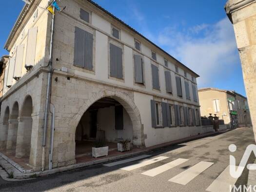 Immeuble à vendre 292 500 € 372 m² Dunes 82340