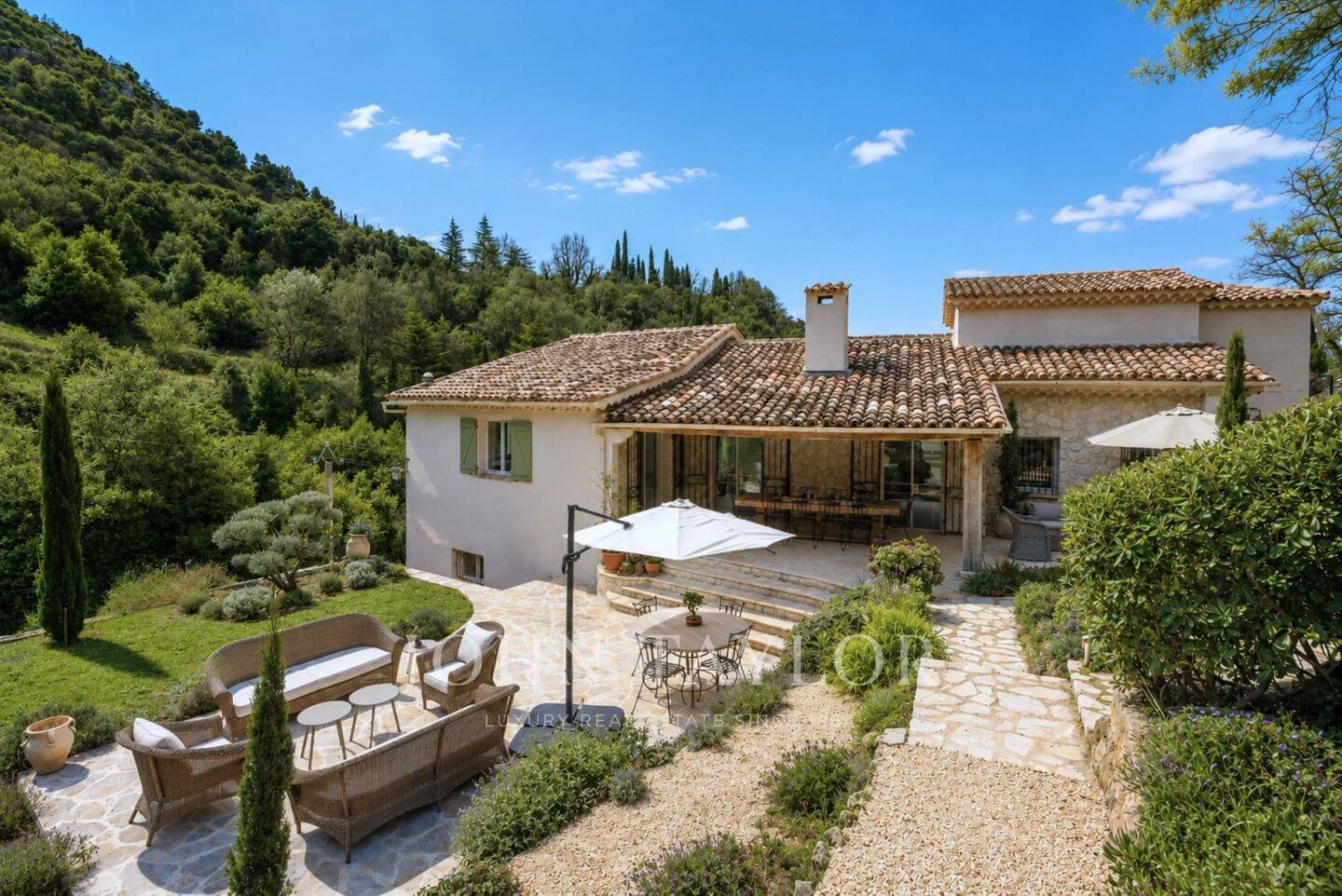 Maison 8 pièces 250 m² · à Vence · 250 m² · 1 995 000 €