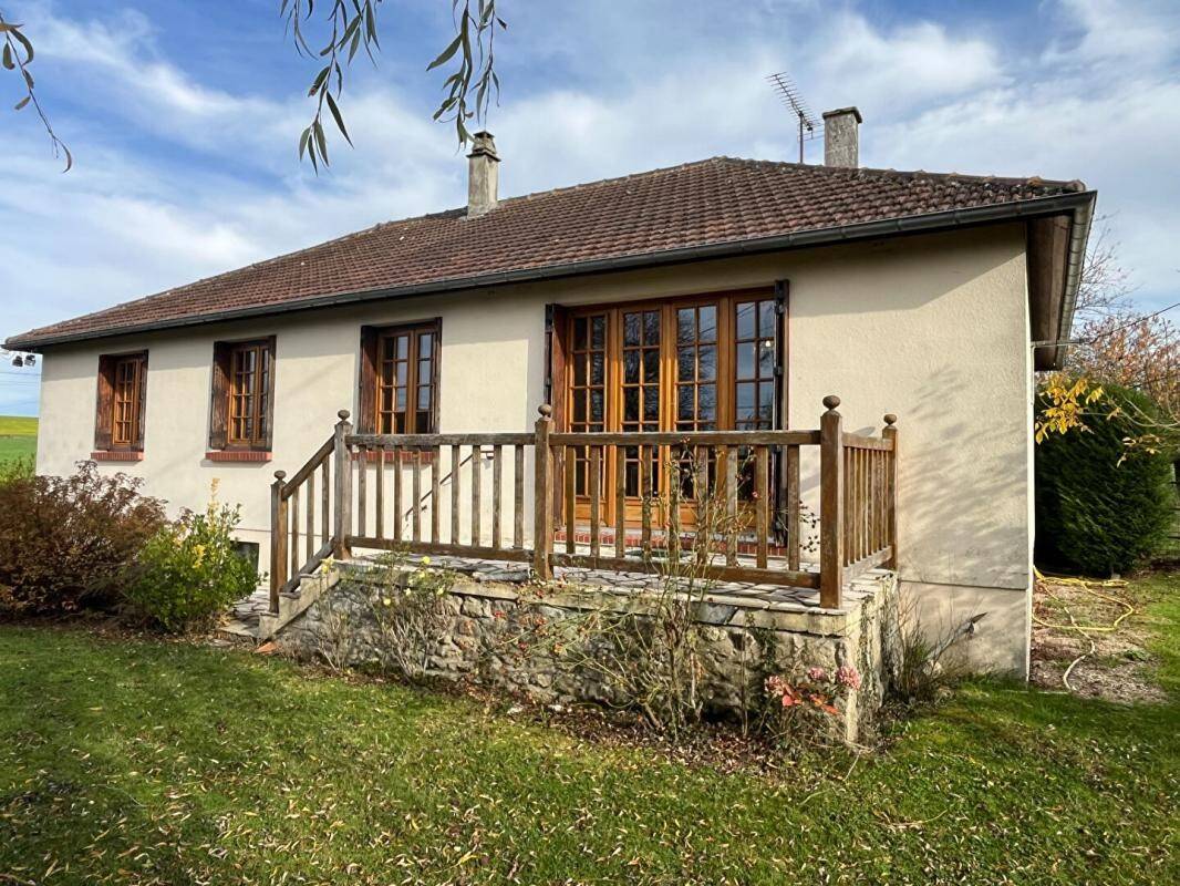 Maison 6 pièces 90 m² · à Cuy-Saint-Fiacre · 90 m² · 150 000 €