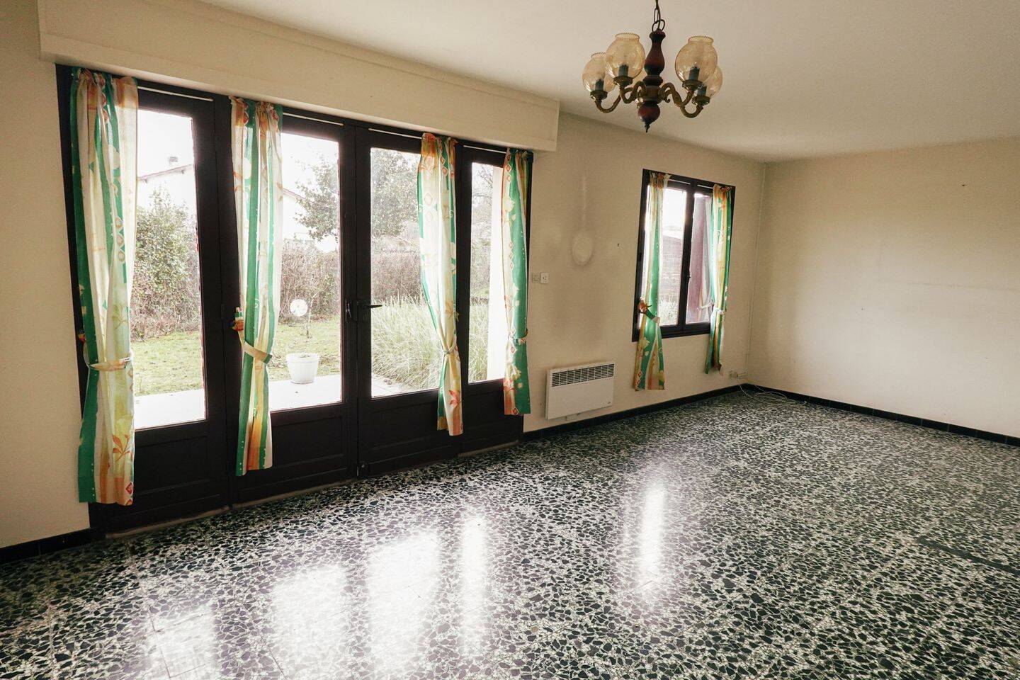 Maison 4 pièces 83 m² · à Carignan-de-Bordeaux · 83 m² · 294 000 €