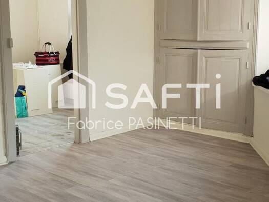 Immeuble à vendre 156 000 € 300 m² Piennes 54490