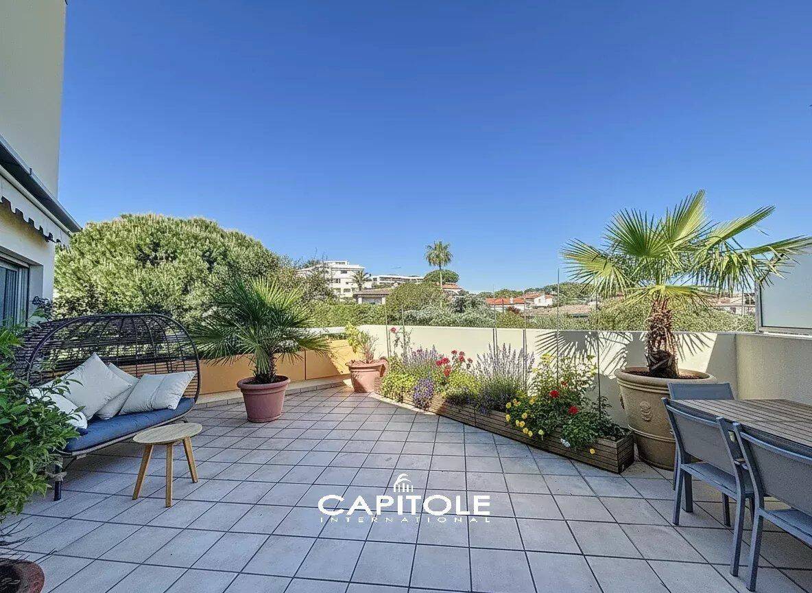 Appartement 4 pièces 94 m² · à Antibes · 94 m² · 650 000 €