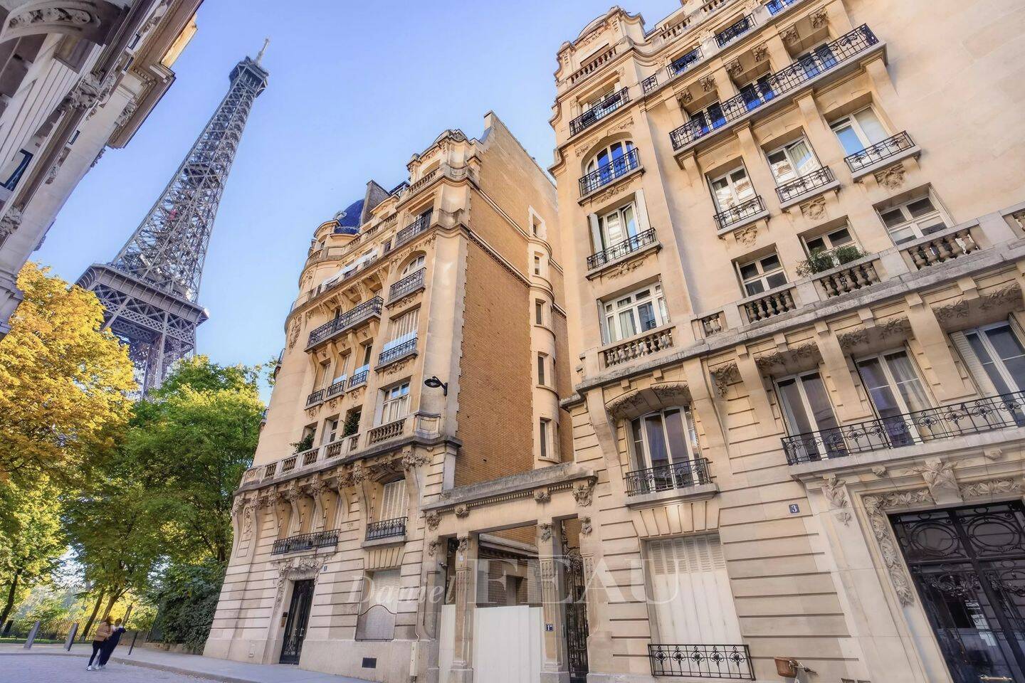 Appartement 6 pièces 172 m² · à Paris 7ème Arrondissement · 172,1 m² · 11 500 €/mois