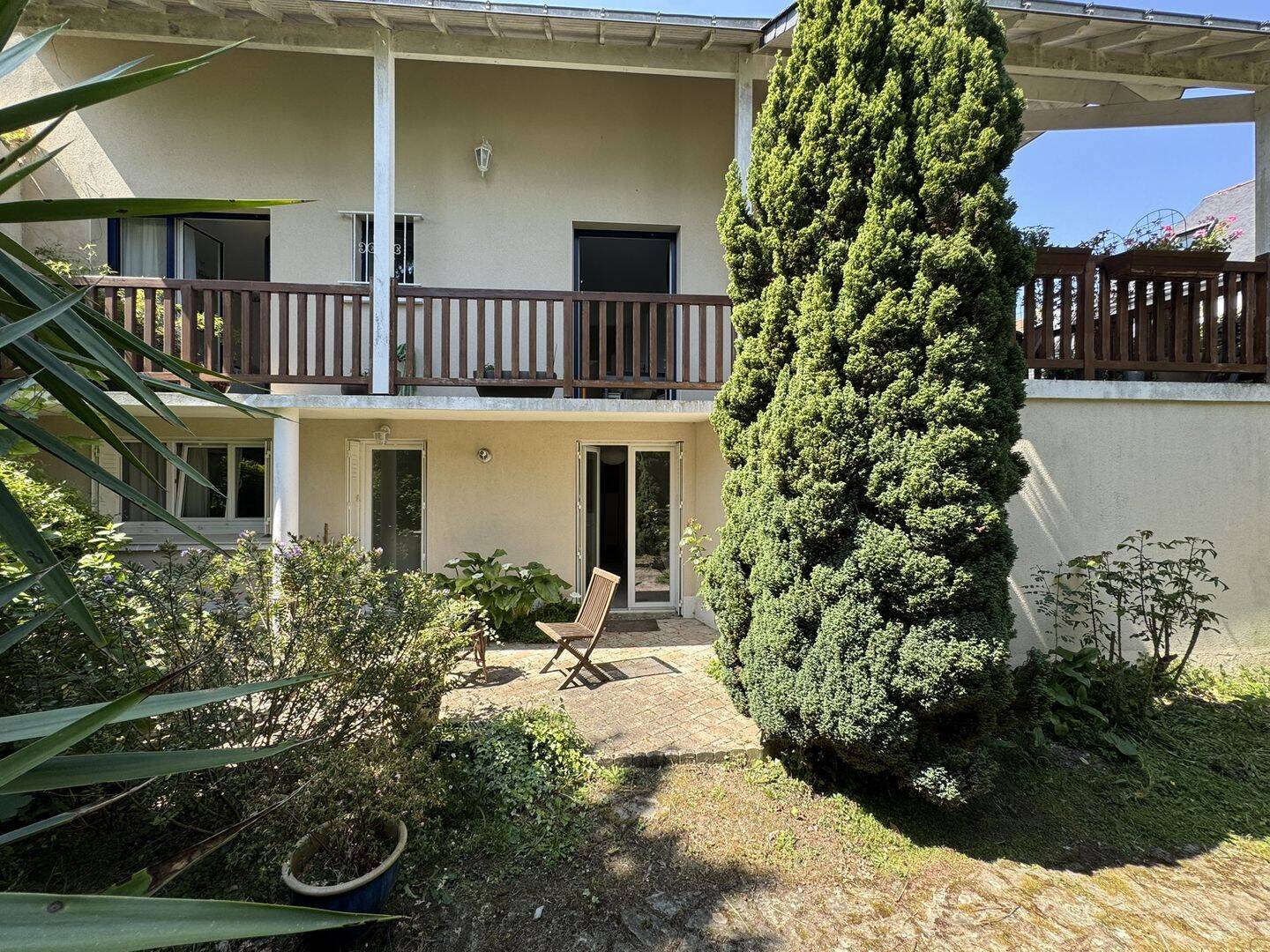 Maison 8 pièces 221 m² · à Nantes · 221 m² · 973 890 €