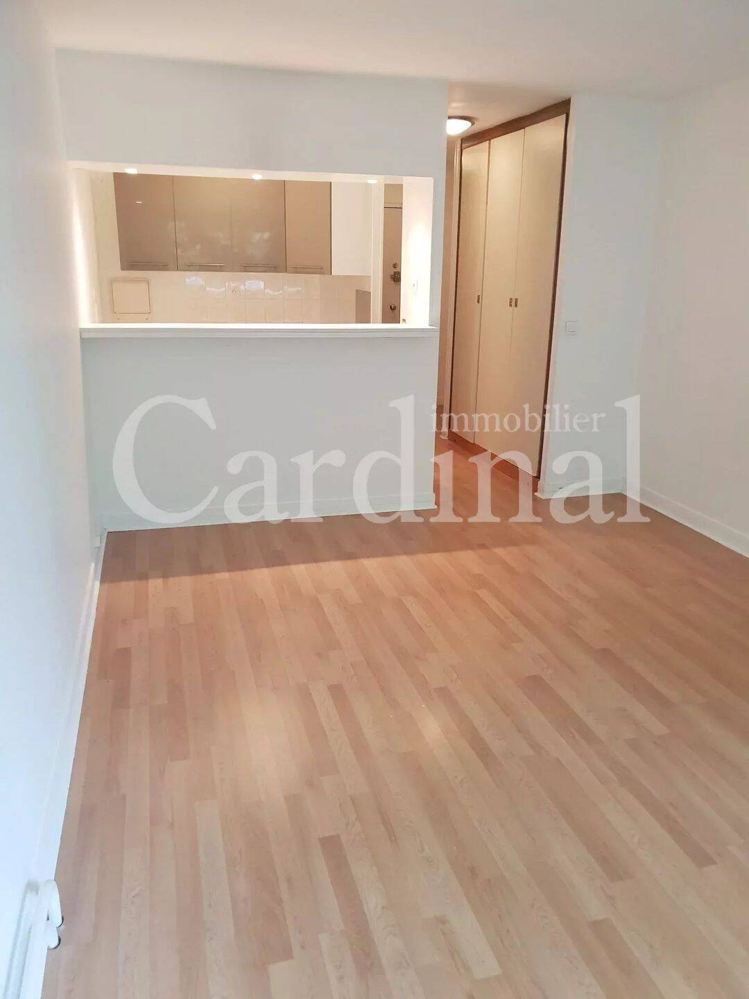Appartement 2 pièces 45 m² · à Bailly · 44,5 m² · 984 €