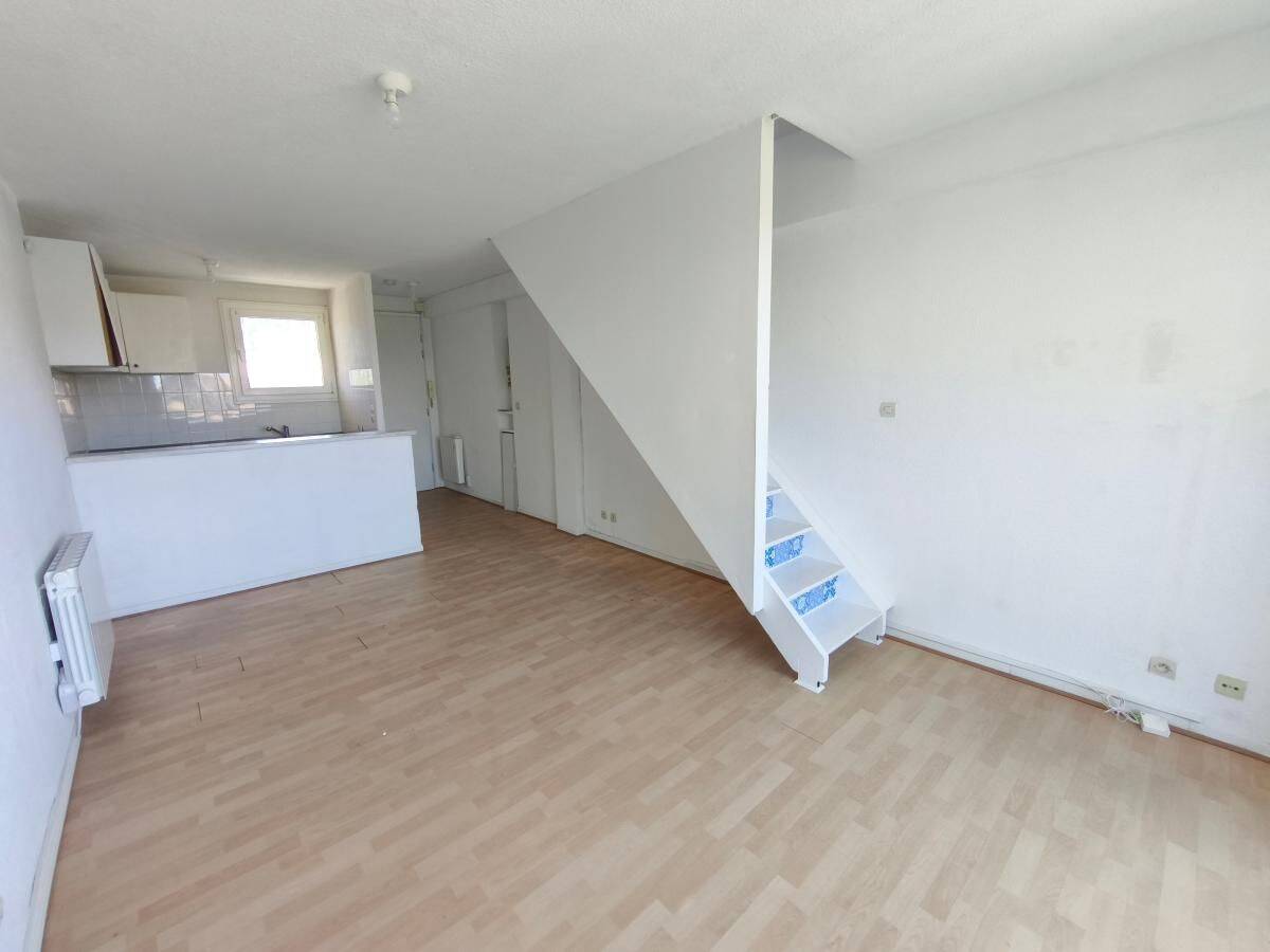 Appartement 5 pièces 81 m² · à Hyères · 81 m² · 249 000 €