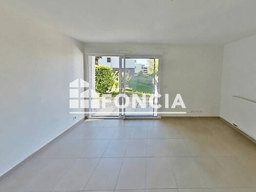 Appartement à louer 618 € 2 pièces 1 chambre 45,4 m² RDC/3 Cités Thonon-les-Bains 74200