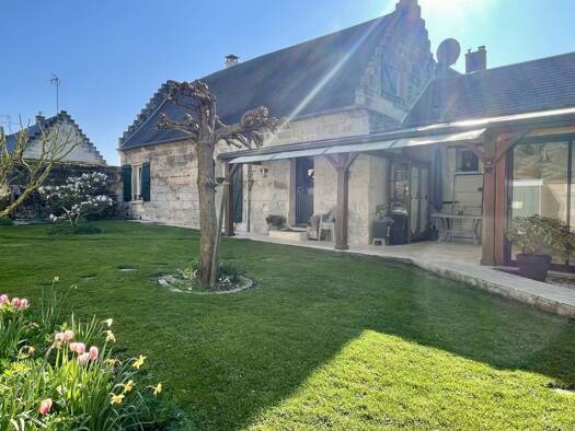 Maison de plain-pied à vendre 184 000 € 4 pièces 3 chambres 105 m² 448 m² de terrain Blérancourt 02300