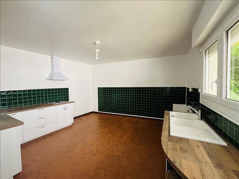 Maison 5 pièces 115 m² · à Lorient · 114,5 m² · 1 150 €