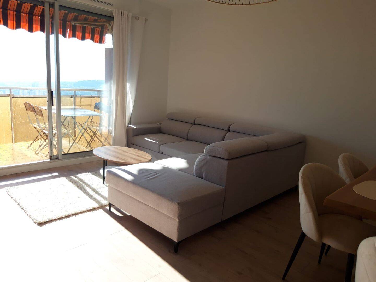Appartement 3 pièces 73 m² · à Nice · 73 m² · 1 800 €