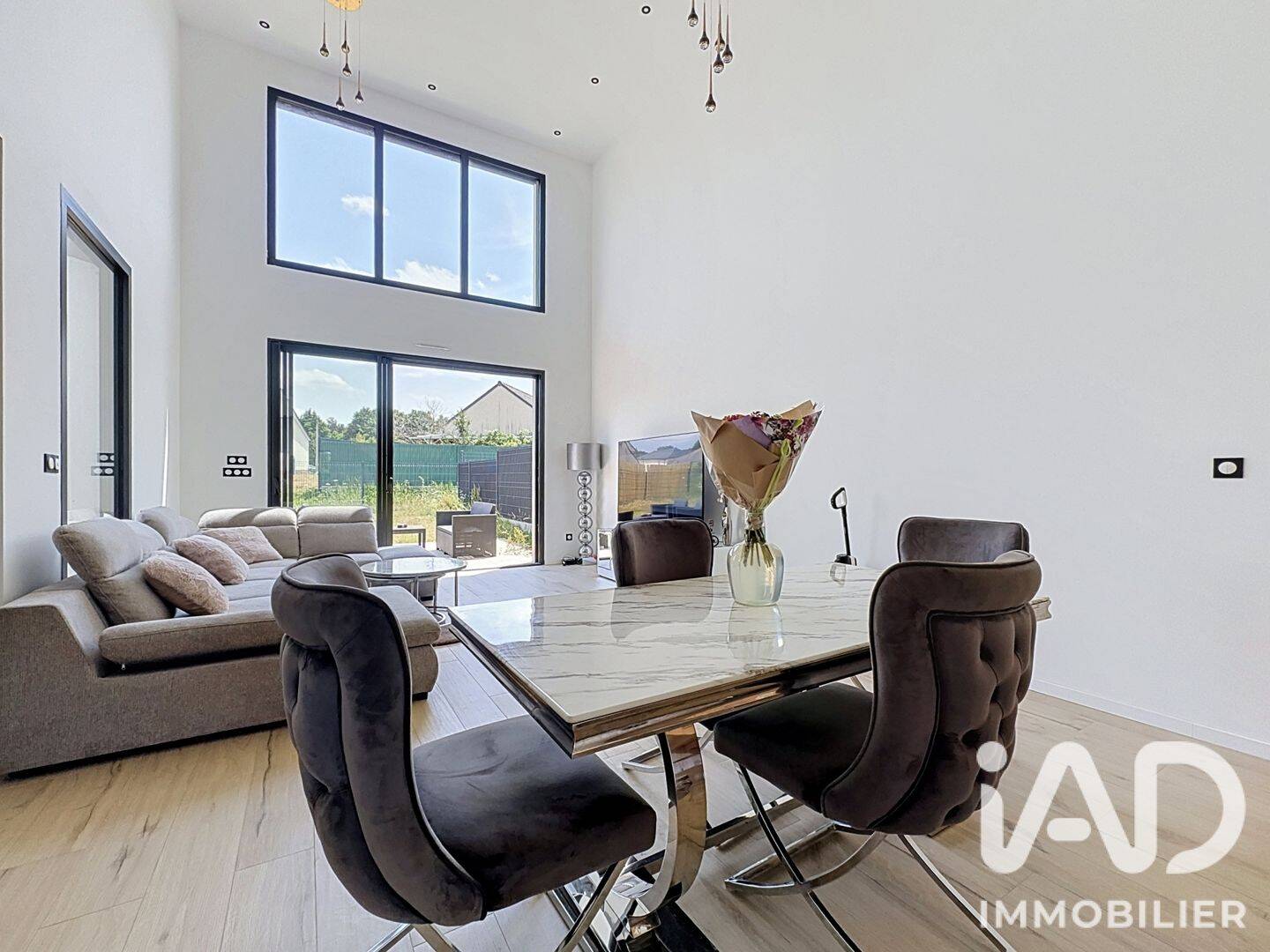 Maison 6 pièces 123 m² · à Bréal-sous-Montfort · 123 m² · 359 000 €