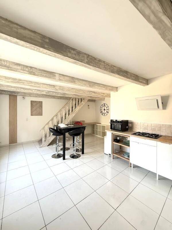 Appartement 2 pièces 61 m² · à Manosque · 61 m² · 740 €