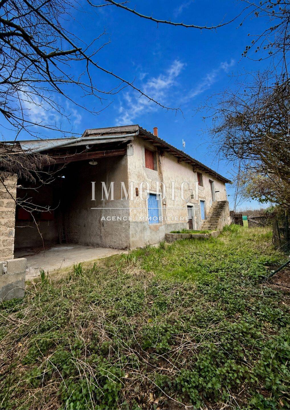 Maison 4 pièces 115 m² · à Dracé · 115 m² · 140 000 €