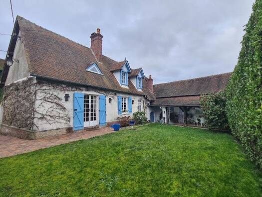 Maison à vendre 179 000 € 6 pièces 3 chambres 88 m² 232 m² de terrain Chaumont-en-Vexin 60240
