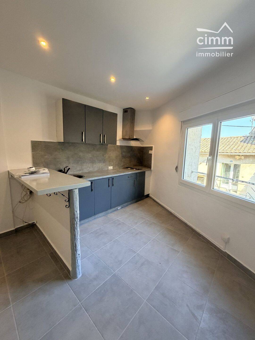 Appartement 1 pièce 37 m² · à Caumont-sur-Durance · 37,4 m² · 600 €