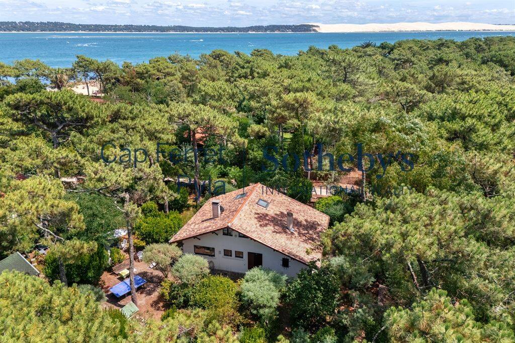 Maison 7 pièces 130 m² · à Lège-Cap-Ferret · 130 m² · 3 658 000 €
