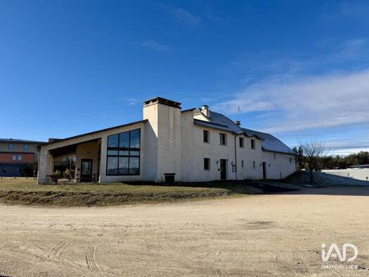 Local commercial à vendre 365 000 € 352 m² de surface de vente Albaret-Sainte-Marie 48200