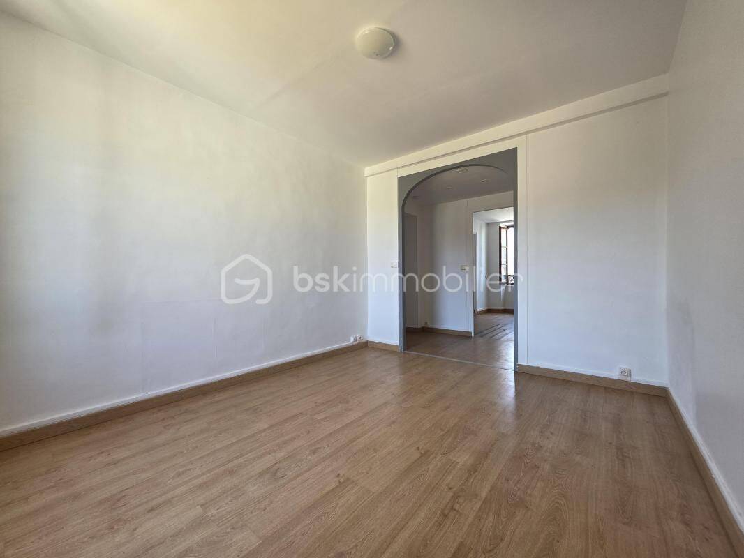 Appartement 3 pièces 55 m² · à Égreville · 54,5 m² · 96 000 €