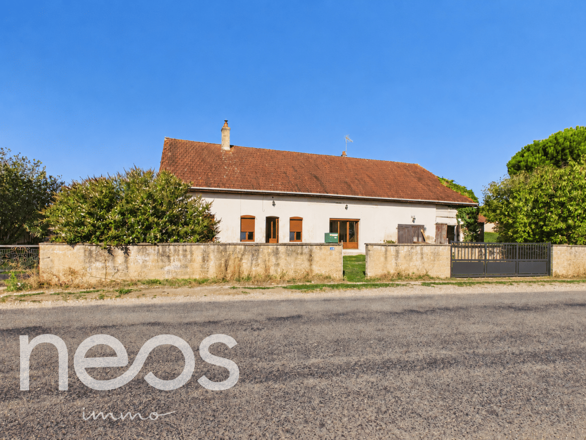 Maison 5 pièces 125 m² · à Lays-sur-le-Doubs · 124,5 m² · 98 000 €