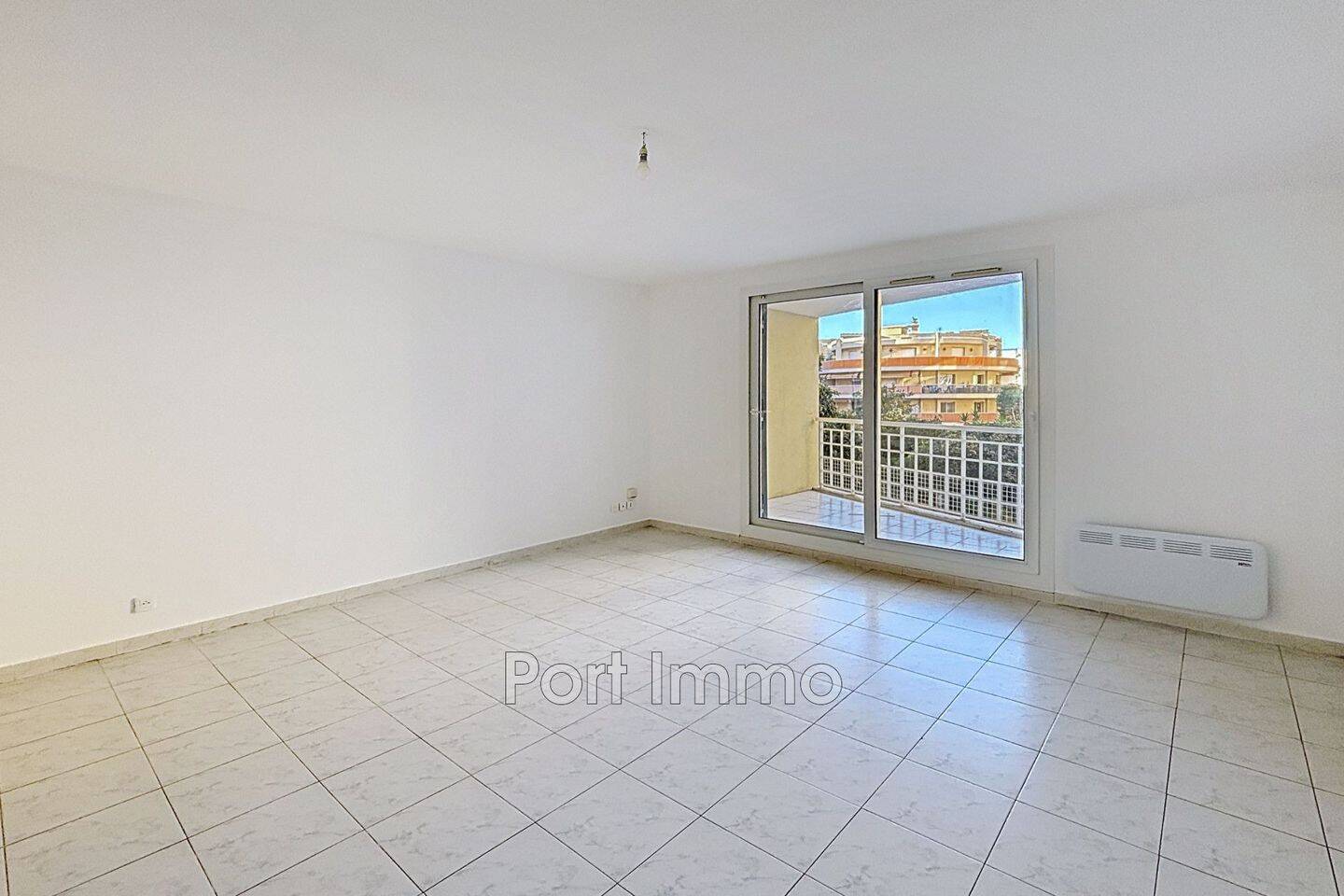 Appartement 3 pièces 61 m² · à Cagnes-sur-Mer · 61,2 m² · 1 150 €/mois