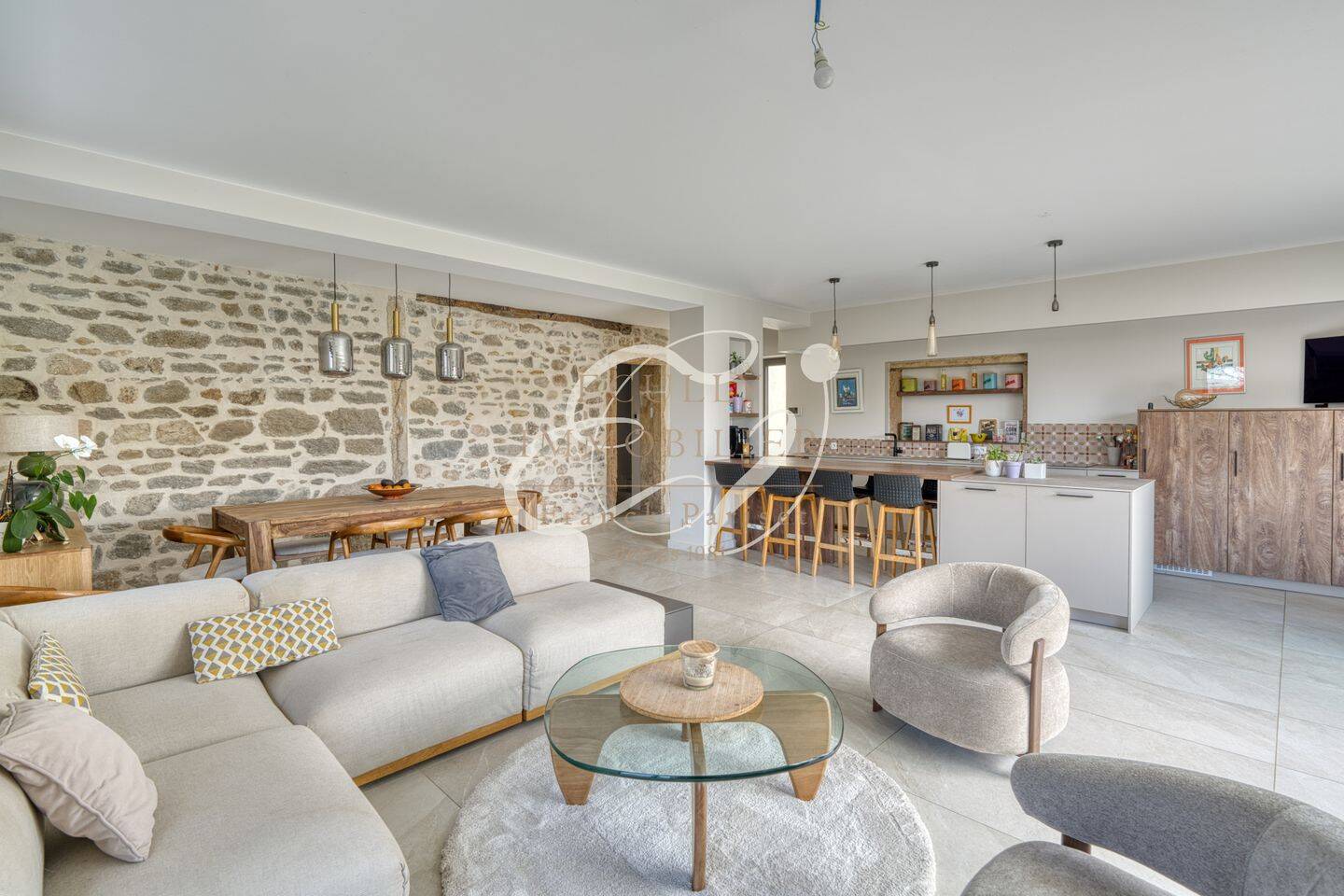 Maison 11 pièces 352 m² · à Dardilly · 352 m² · 1 495 000 €