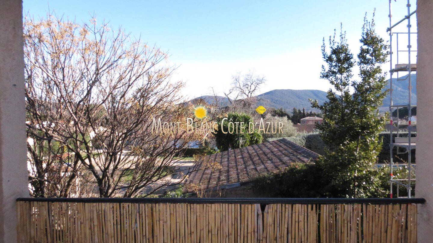 Appartement 2 pièces 47 m² · à Le Plan de la Tour · 46,8 m² · 700 €/mois