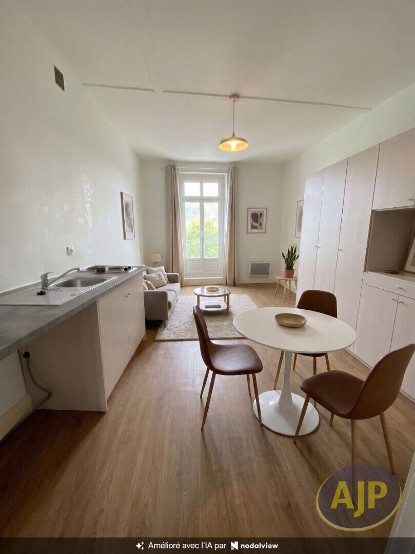 Appartement 1 pièce 33 m² · à Châteaubriant · 32,7 m² · 375 €/mois