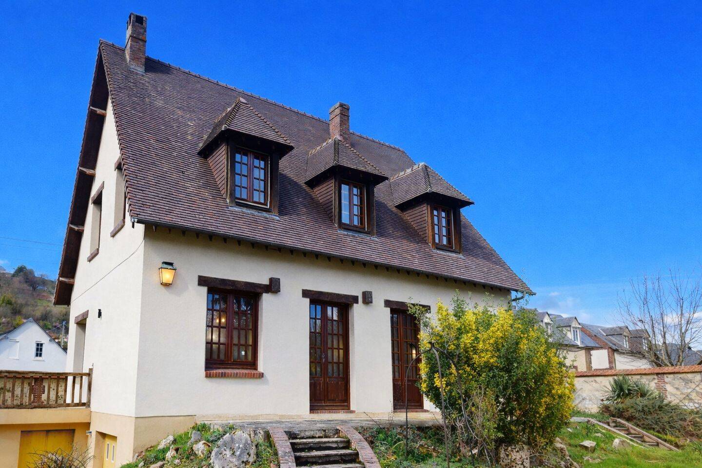 Maison 8 pièces 162 m² · à Évreux · 162,2 m² · 363 000 €