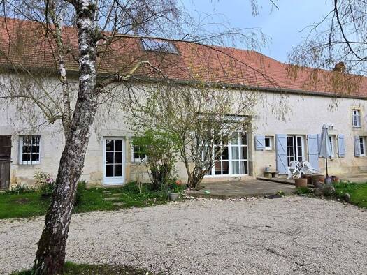 Maison à vendre 420 000 € 9 pièces 6 chambres 260 m² 2 001 m² de terrain Cheuge 21310