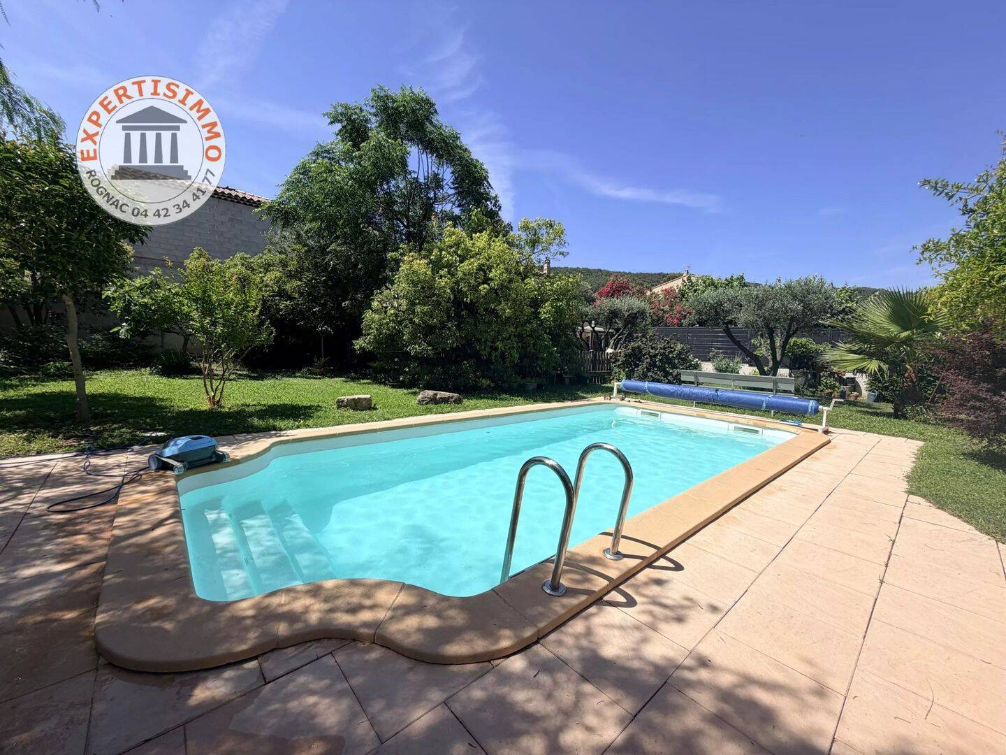 Maison 4 pièces 164 m² · à Châteauneuf-les-Martigues · 163,7 m² · 585 000 €