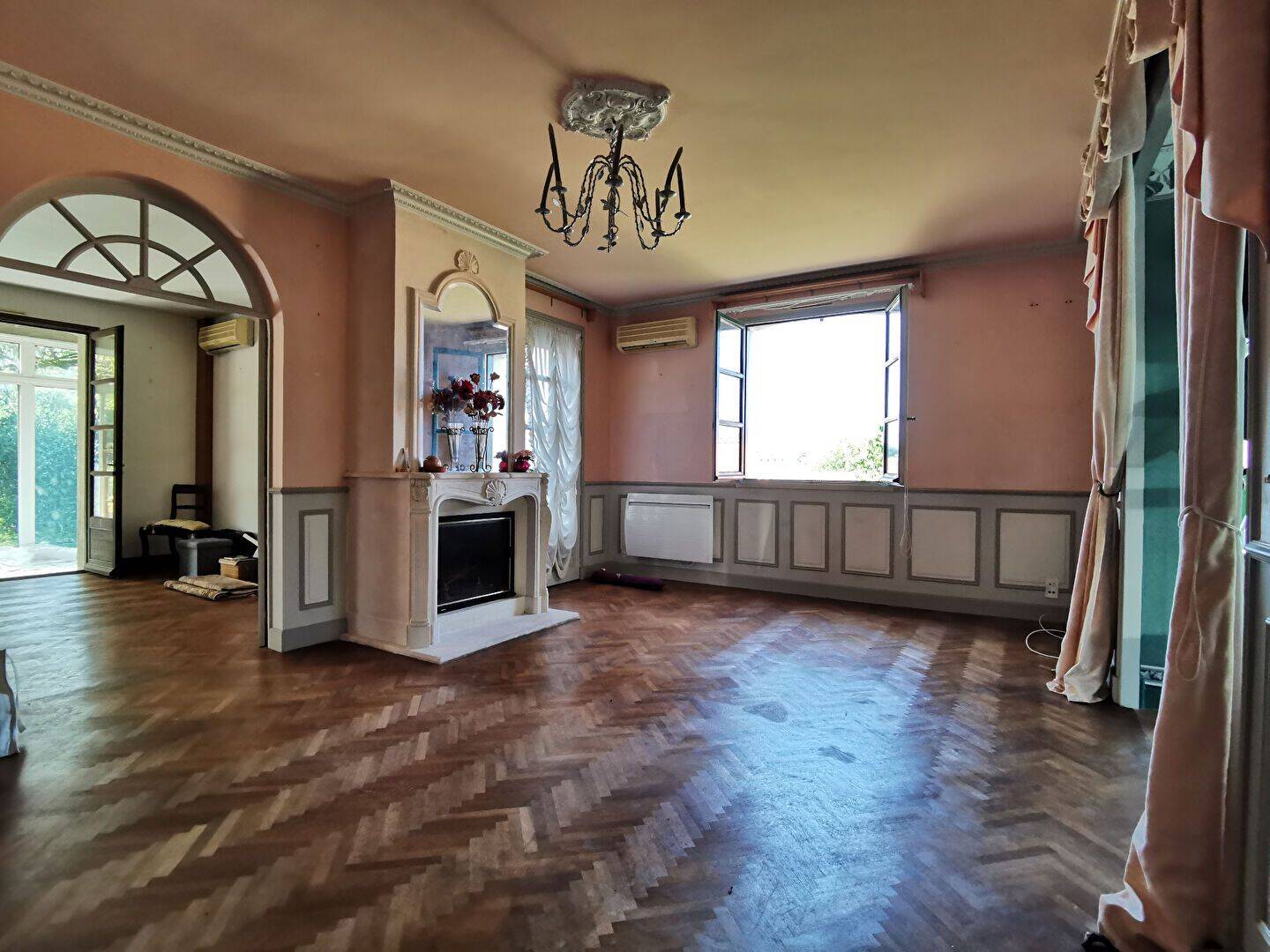 Maison 7 pièces 195 m² · à Niort · 195 m² · 250 000 €
