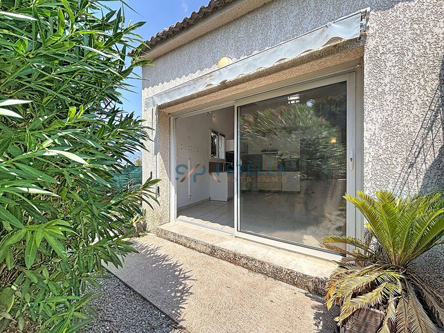 Appartement 3 pièces 71 m² · à Bastelicaccia · 70,8 m² · 1 190 €