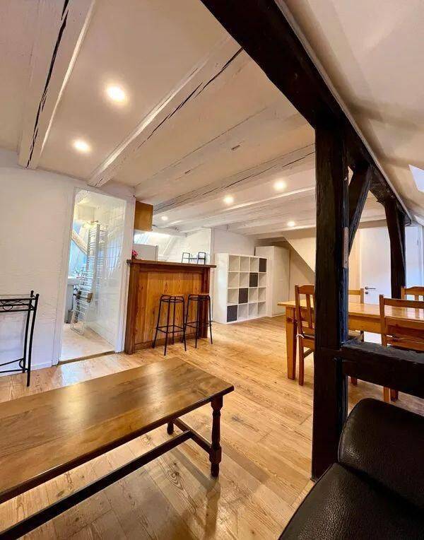 Appartement 1 pièce 57 m² · à Strasbourg · 57 m² · 550 €