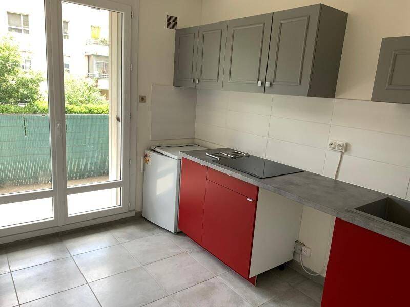 Appartement 1 pièce 31 m² · à Grenoble · 30,9 m² · 543 €
