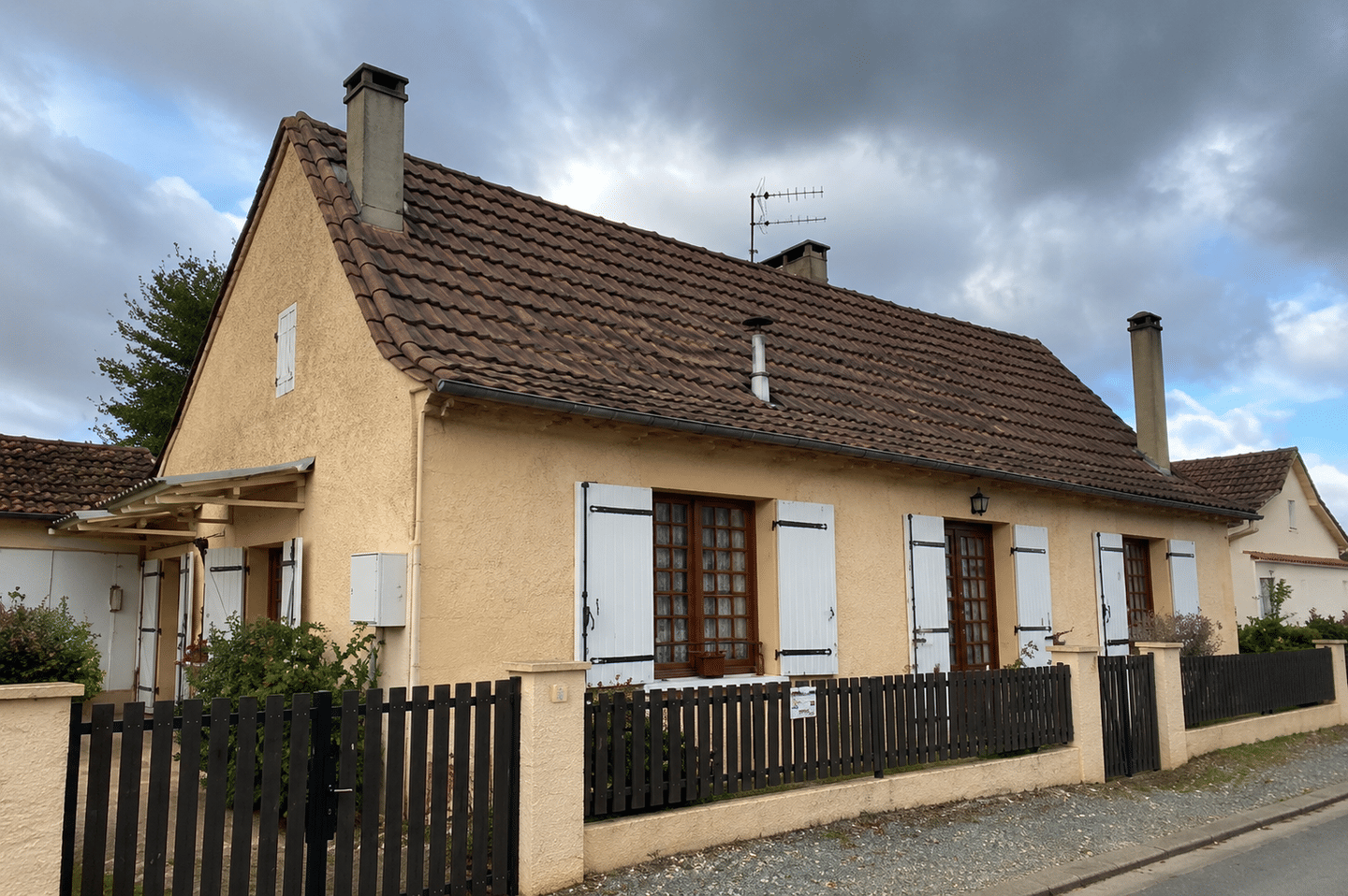 Maison 4 pièces 118 m² · à Saint-Pierre-d'Eyraud · 118 m² · 160 000 €