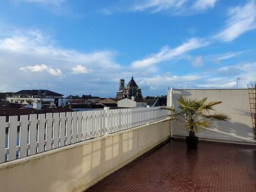 Maison à vendre 300 000 € 6 pièces 3 chambres 133 m² 35 m² de terrain Partie Ouest Campagne-Agglomeration Aizenay 85190