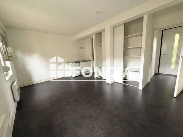 Appartement 1 pièce 28 m² · à Lille · 28,2 m² · 421 €